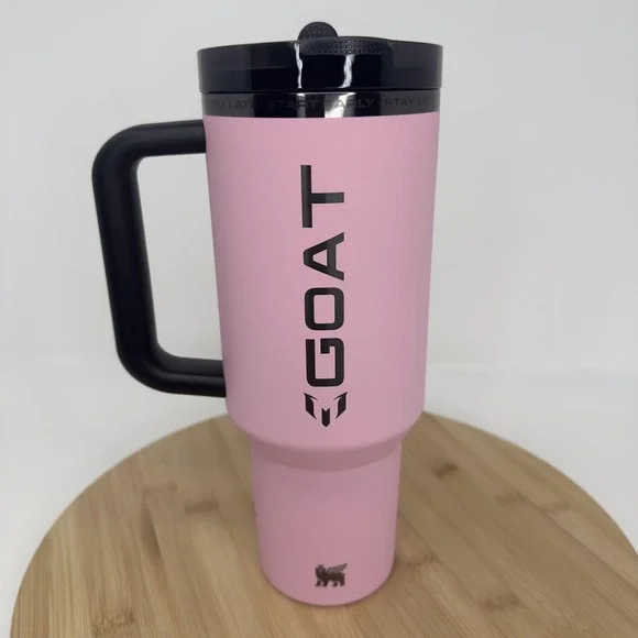 Stanley Messi GOAT Quencher ProTour Tumbler 40oz Pink Insulated Handle Lid Straw - Picture 7 of 12